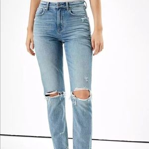 AE Mom Jean